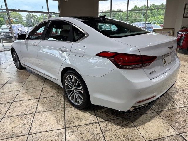 2016 Hyundai Genesis 3.8 RWD photo 4