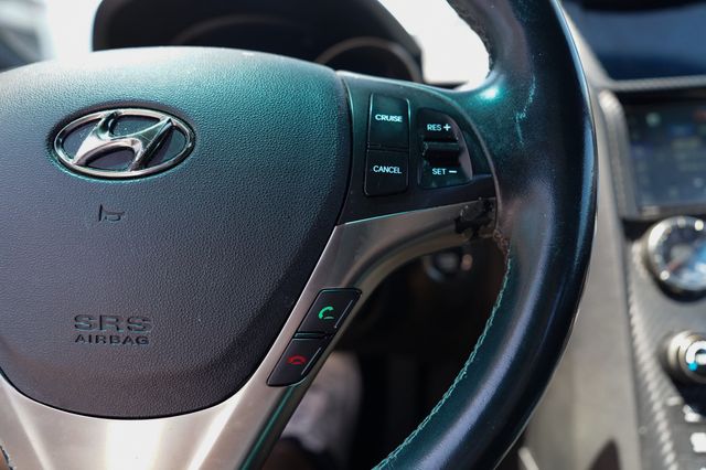 2016 Hyundai Genesis Coupe  - 23047428 - 24