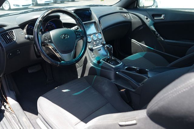 2016 Hyundai Genesis Coupe  - 23047428 - 5