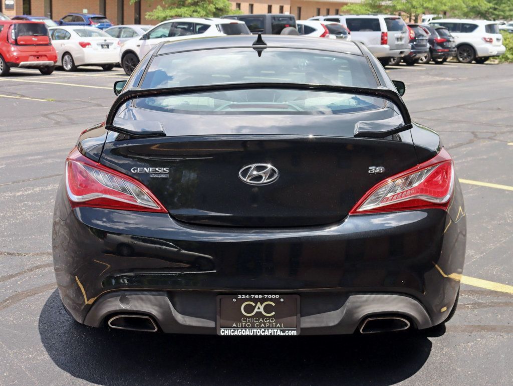 2016 Hyundai Genesis Coupe Ultimate photo 6