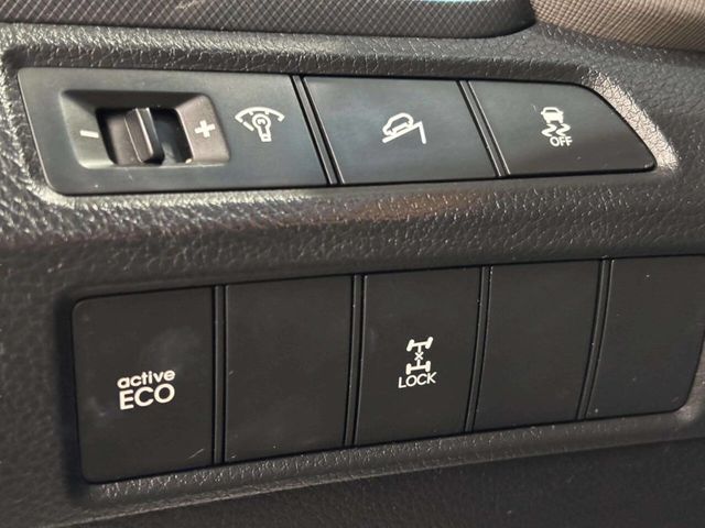 2016 Hyundai Santa Fe Sport AWD 4dr 2.4 - 23023450 - 23