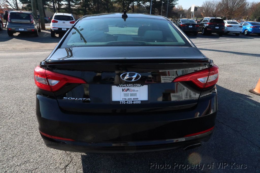 2016 Hyundai Sonata  - 22682178 - 4