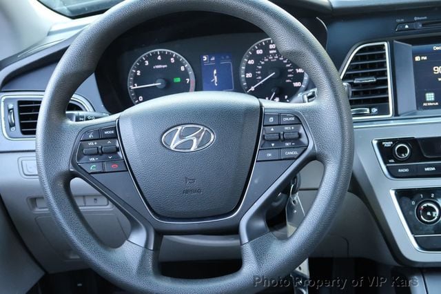 2016 Hyundai Sonata  - 22682178 - 8