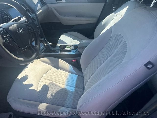 2016 Hyundai Sonata 4dr Sedan 2.4L SE - 23086215 - 5