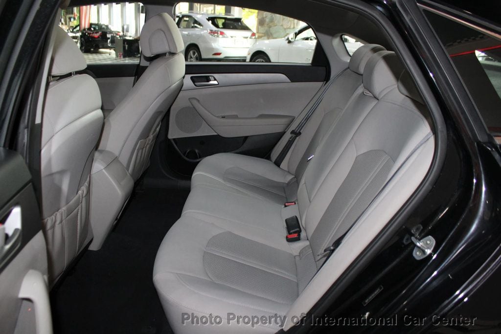 2016 Hyundai Sonata 4dr Sedan 2.4L SE - 22882553 - 19