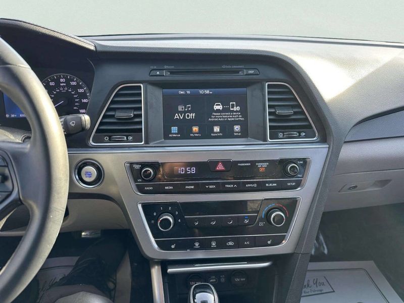 2016 Hyundai Sonata 4dr Sedan 2.4L Sport - 22961264 - 18