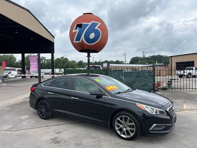 2016 Hyundai Sonata BASE - 23030802 - 0