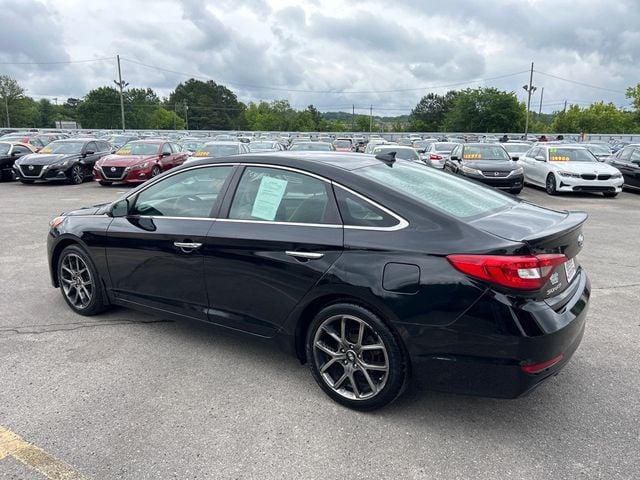 2016 Hyundai Sonata BASE - 23030802 - 5