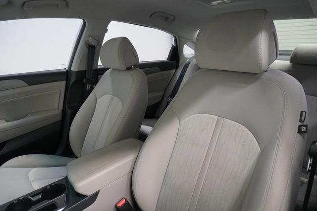 2016 Hyundai Sonata Hybrid 4dr Sedan SE - 22941102 - 6