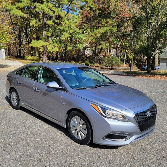 2016 Hyundai Sonata Hybrid 4dr Sedan SE - 22644870 - 6