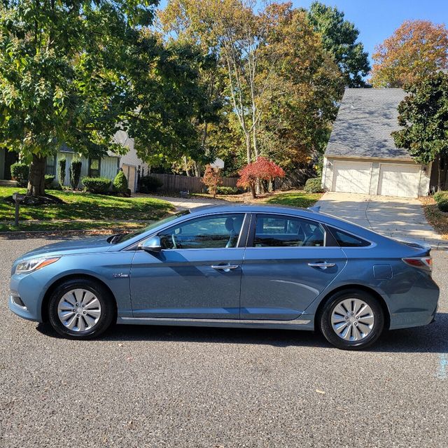 2016 Hyundai Sonata Hybrid 4dr Sedan SE - 22644876 - 1