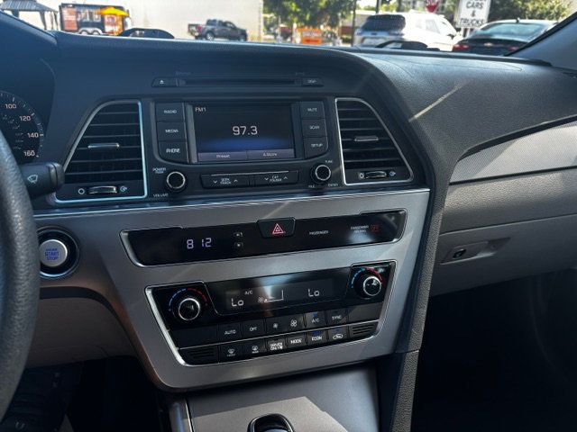 2016 Hyundai Sonata Hybrid 4dr Sedan SE - 23012915 - 9