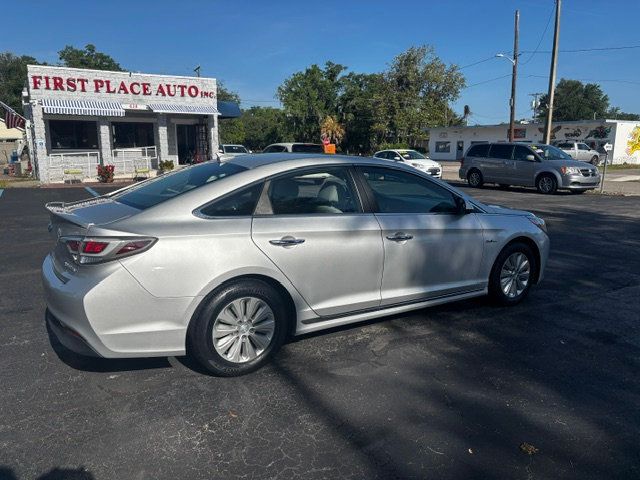 2016 Hyundai Sonata Hybrid 4dr Sedan SE - 23012915 - 17