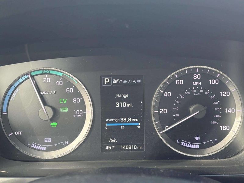 2016 Hyundai Sonata Hybrid Limited 4dr Sedan - 22941942 - 28