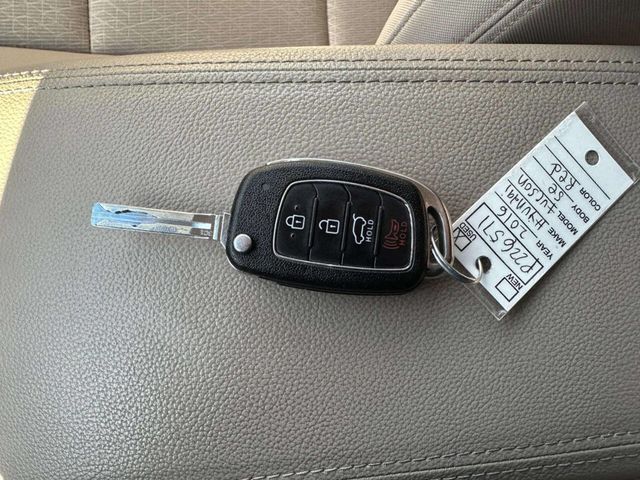 2016 Hyundai Tucson AWD 4dr SE w/Beige Int - 22985454 - 37