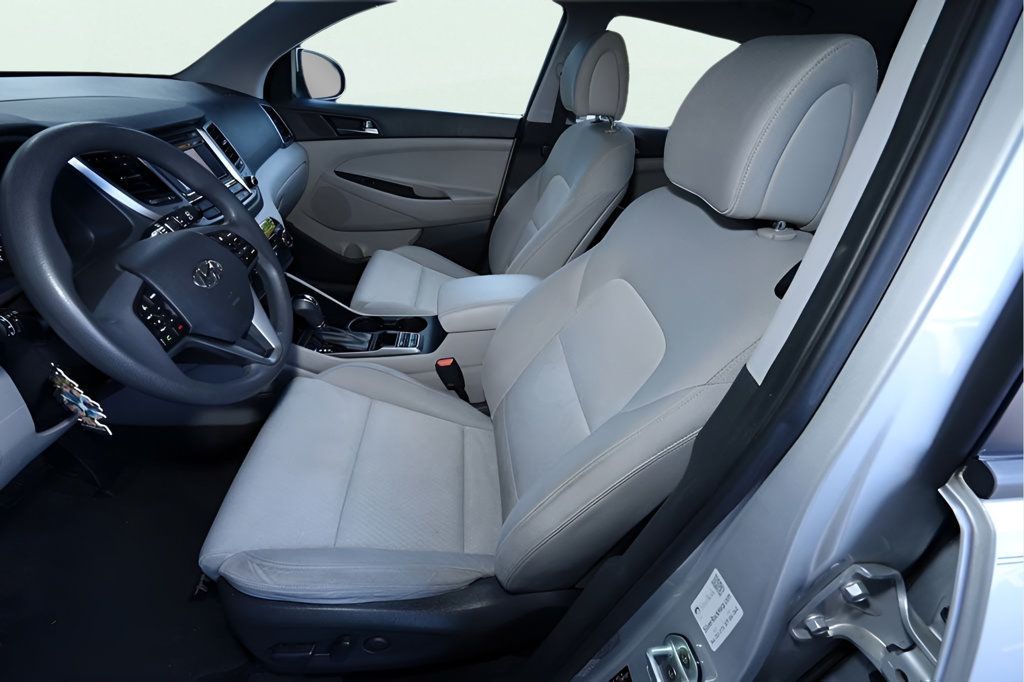 2016 Hyundai Tucson SE photo 11