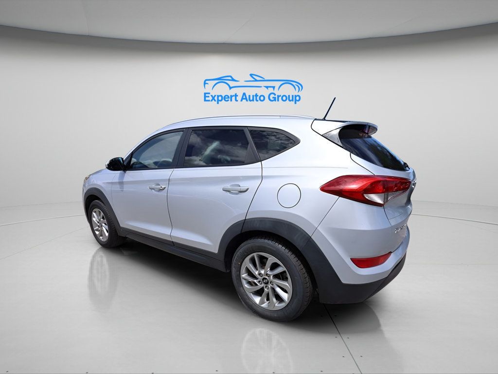 2016 Hyundai Tucson SE photo 6