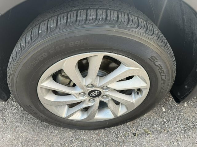 2016 Hyundai Tucson FWD 4dr SE - 23094497 - 7