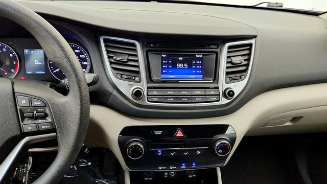 2016 Hyundai Tucson FWD 4dr SE - 23034710 - 16