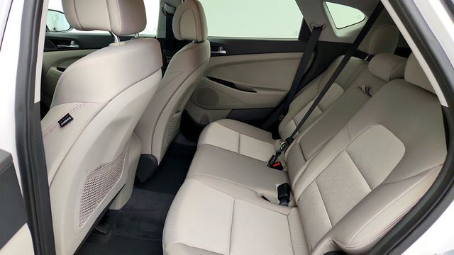 2016 Hyundai Tucson FWD 4dr SE - 23034710 - 19