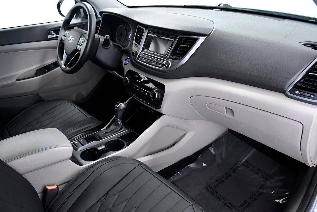 2016 Hyundai Tucson FWD 4dr Sport - 21019218 - 16