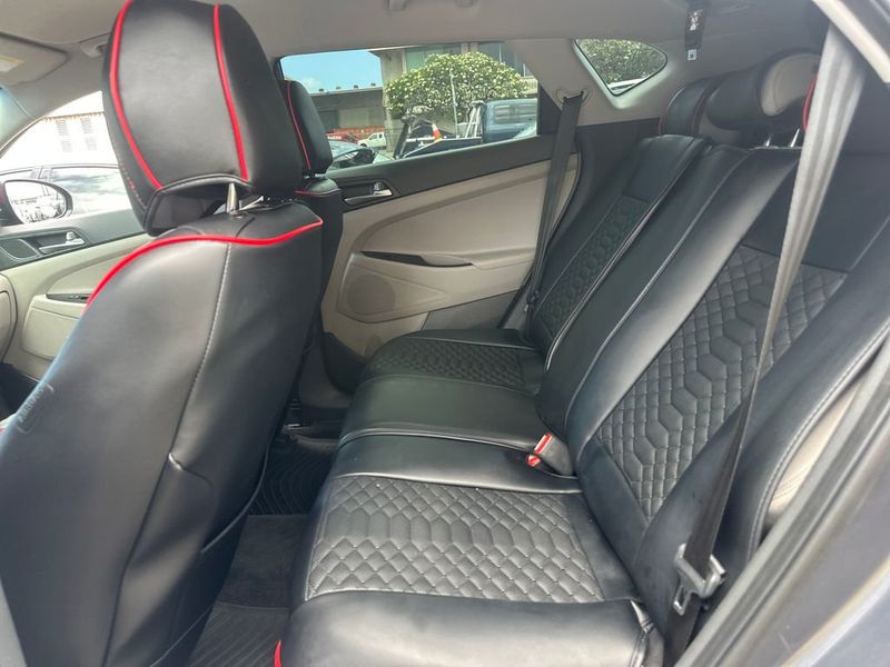 2016 Hyundai Tucson SE - 23030826 - 18