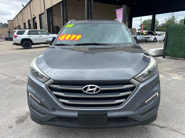 2016 Hyundai Tucson SE - 23023769 - 1