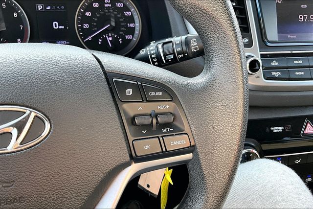 2016 Hyundai Tucson SE - 23067332 - 22