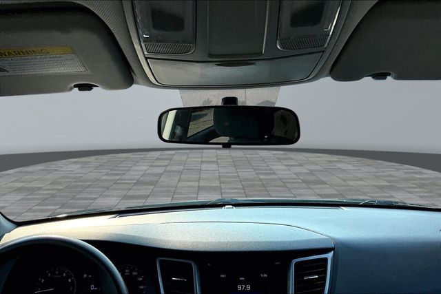 2016 Hyundai Tucson SE - 23067332 - 30