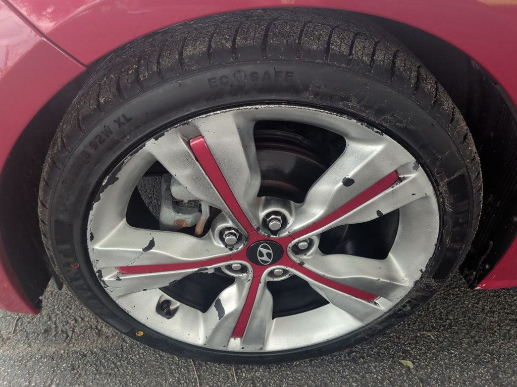 Hyundai Veloster  photo 10