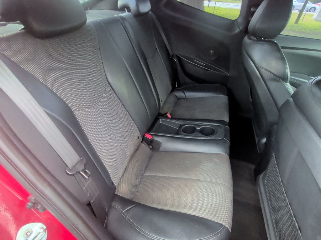 Hyundai Veloster  photo 22