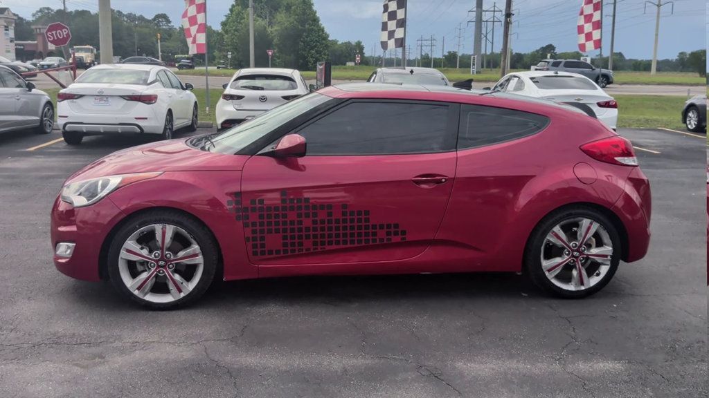 Hyundai Veloster  photo 5