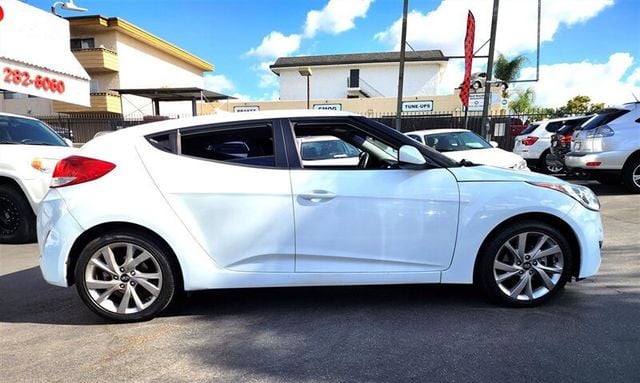 2016 Hyundai Veloster  - 22657383 - 5