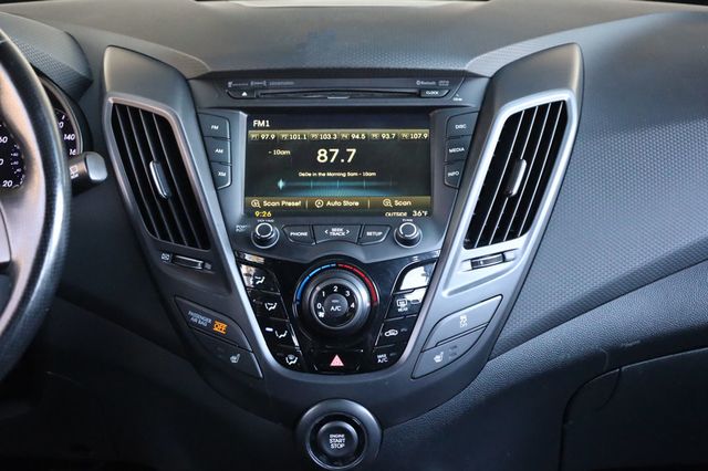 2016 Hyundai Veloster  - 22969131 - 32