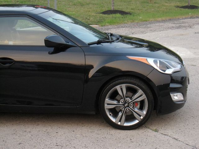 2016 Hyundai Veloster 3dr Coupe Automatic w/Yellow Accent - 23055402 - 9