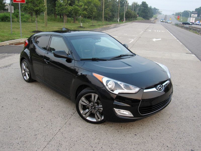2016 Hyundai Veloster 3dr Coupe Automatic w/Yellow Accent - 23055402 | Video 2