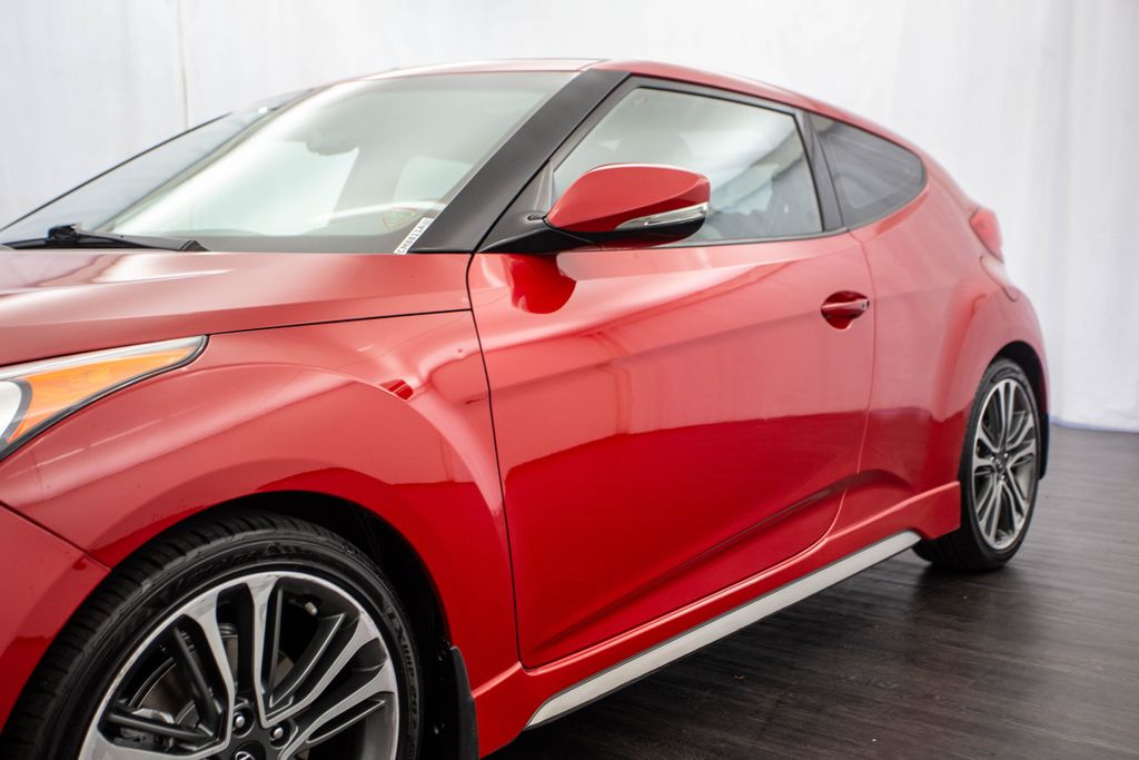 2016 Hyundai Veloster 3dr Coupe Manual Turbo - 22239849 - 32