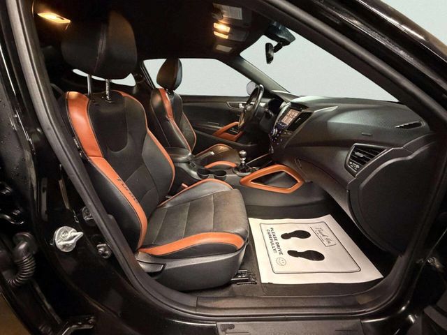 2016 Hyundai Veloster 3dr Coupe Manual Turbo w/Orange Accent - 22998526 - 22