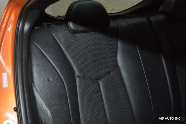 2016 Hyundai Veloster 3dr Coupe Manual Turbo w/Orange Accent - 22976409 - 19