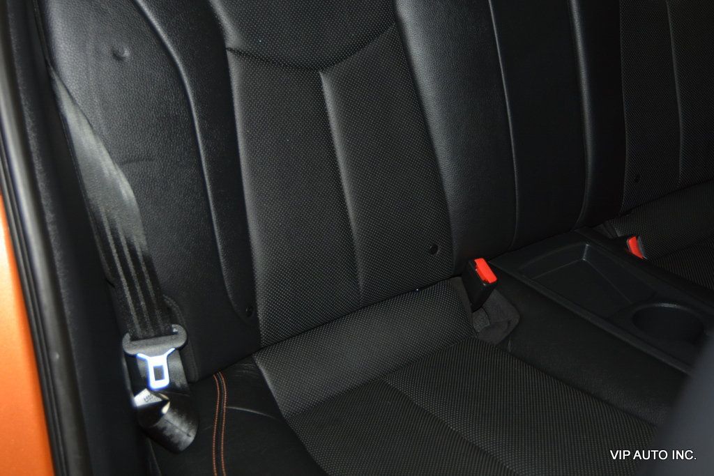 2016 Hyundai Veloster 3dr Coupe Manual Turbo w/Orange Accent - 22976409 - 20