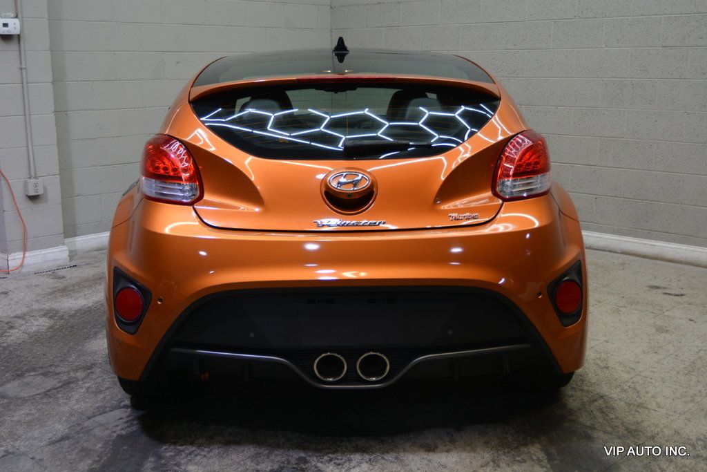 2016 Hyundai Veloster 3dr Coupe Manual Turbo w/Orange Accent - 22976409 - 32