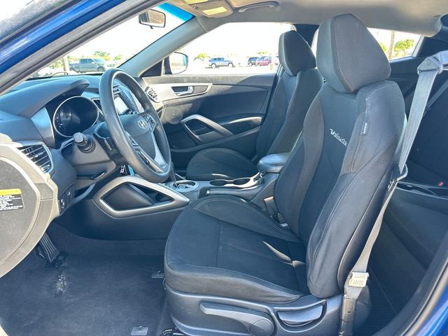 2016 Hyundai Veloster Base - 23023357 - 12