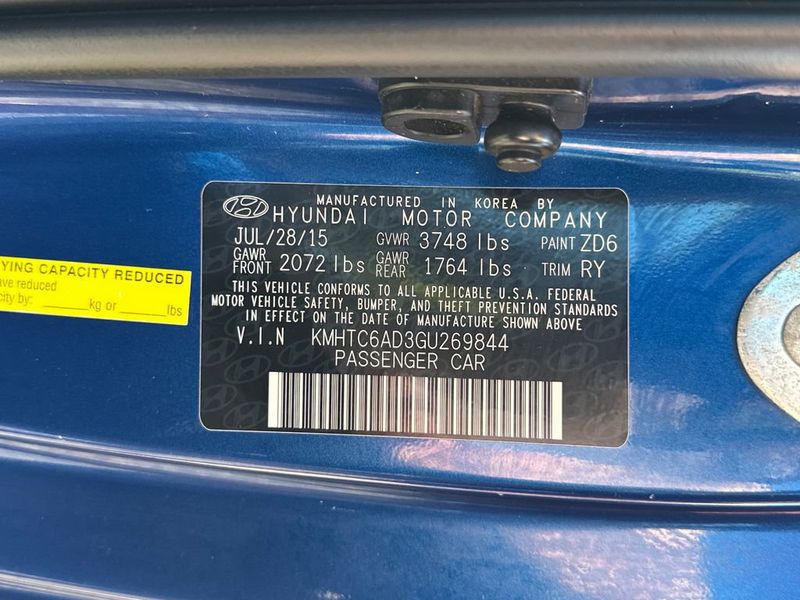 2016 Hyundai Veloster Base - 23023357 - 20