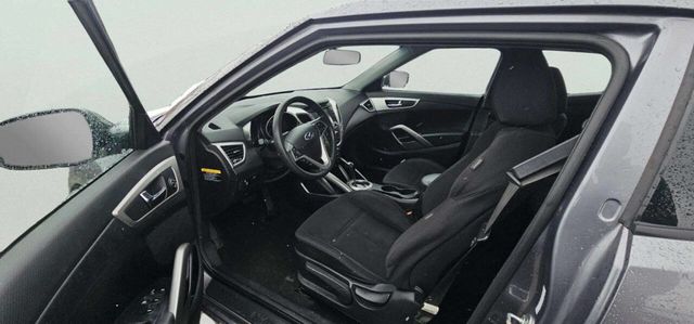 2016 Hyundai Veloster Base 3dr Coupe 6M w/Black Seats - 22997885 - 6