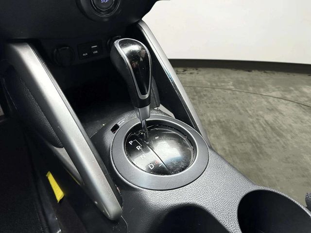 2016 Hyundai Veloster Turbo 3dr Coupe DCT w/Black Seats - 22961856 - 26