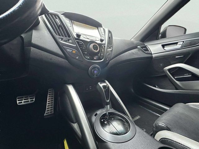 2016 Hyundai Veloster Turbo 3dr Coupe DCT w/Black Seats - 22961856 - 32