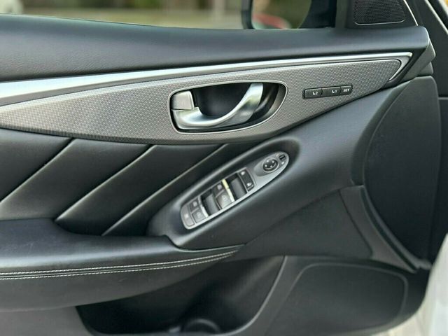 2016 INFINITI Q50 4dr Sedan 2.0t AWD - 22942867 - 11