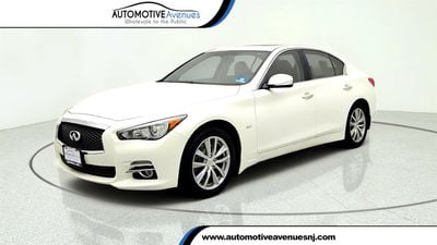 2016 INFINITI Q50