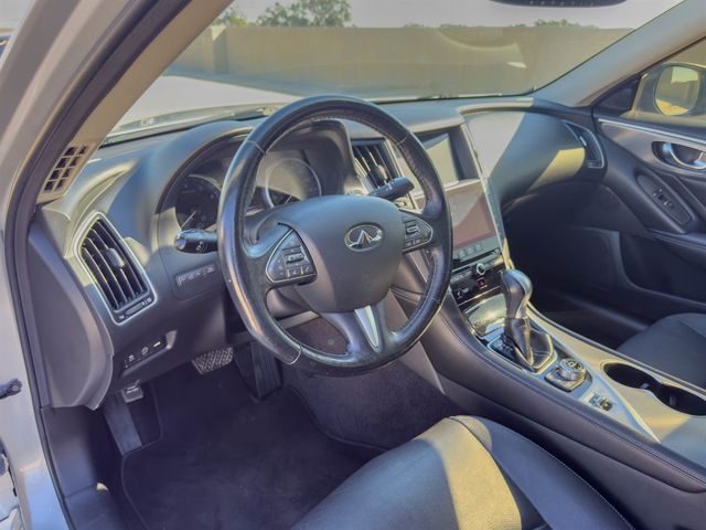 2016 INFINITI Q50 4dr Sedan 2.0t RWD - 22950289 - 11