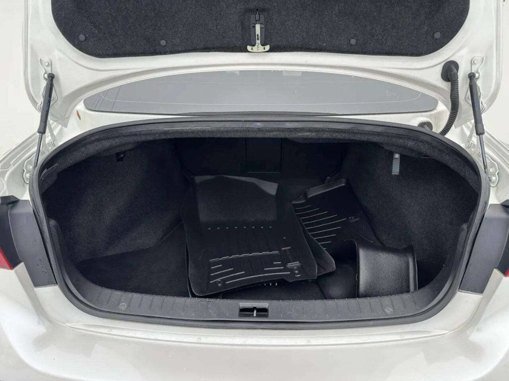 2016 INFINITI Q50 4dr Sedan 3.0t Premium AWD - 22967034 - 12